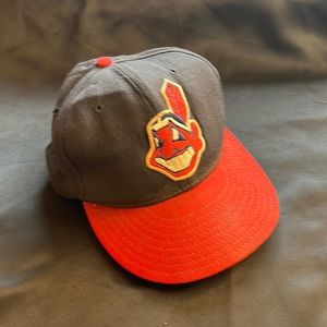 Cleveland Indians Game worn hat Dom Chiti from 1995 World Series game